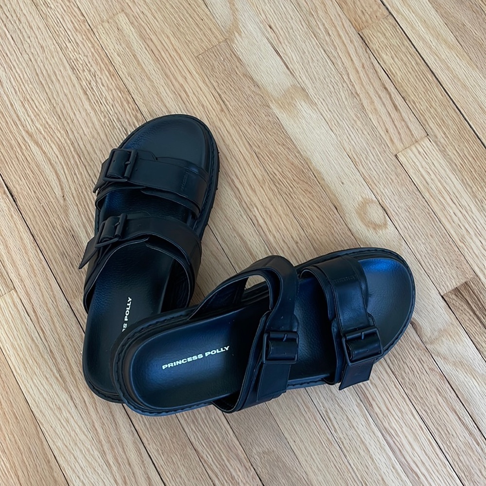 Platform strap sandals